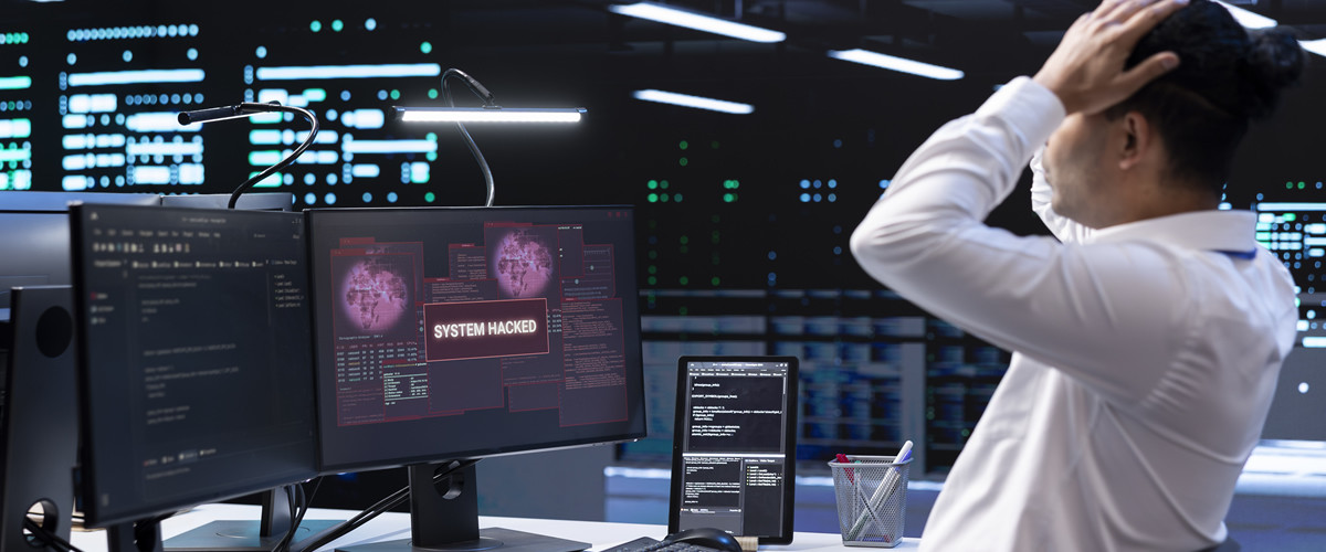 පරිගණක පිලිබඳ විශේෂ දැනුමක් ඇති Cybersecurity